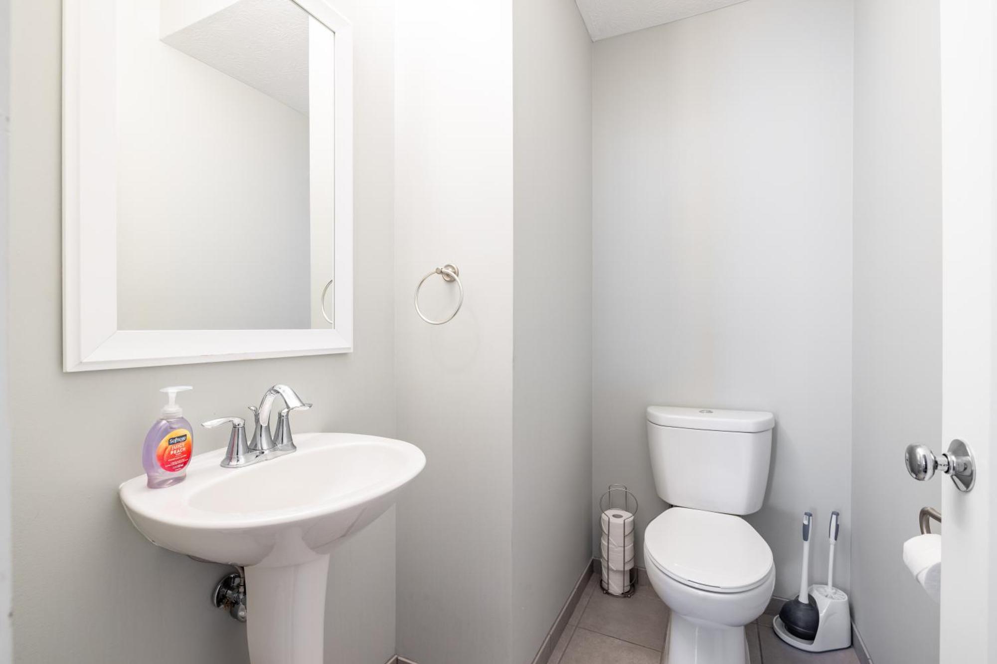 Luxury Downtown Townhome Unit 7 Cleveland Exterior photo